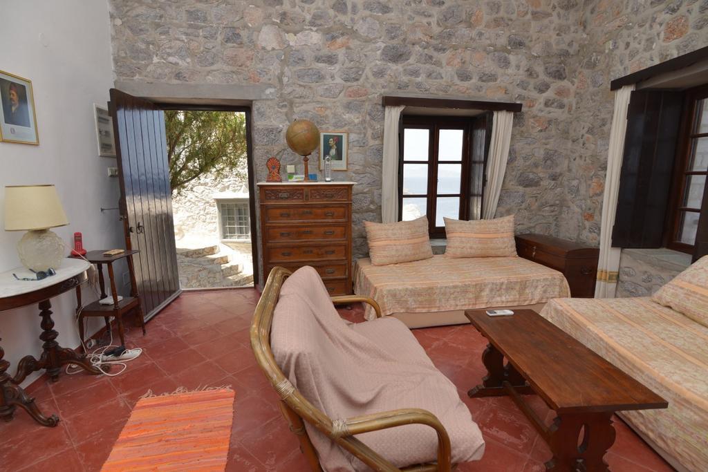 Villa Castello هيدرا الغرفة الصورة