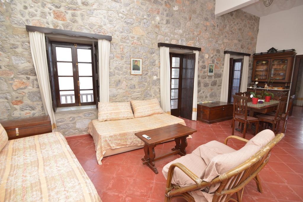 Villa Castello هيدرا الغرفة الصورة
