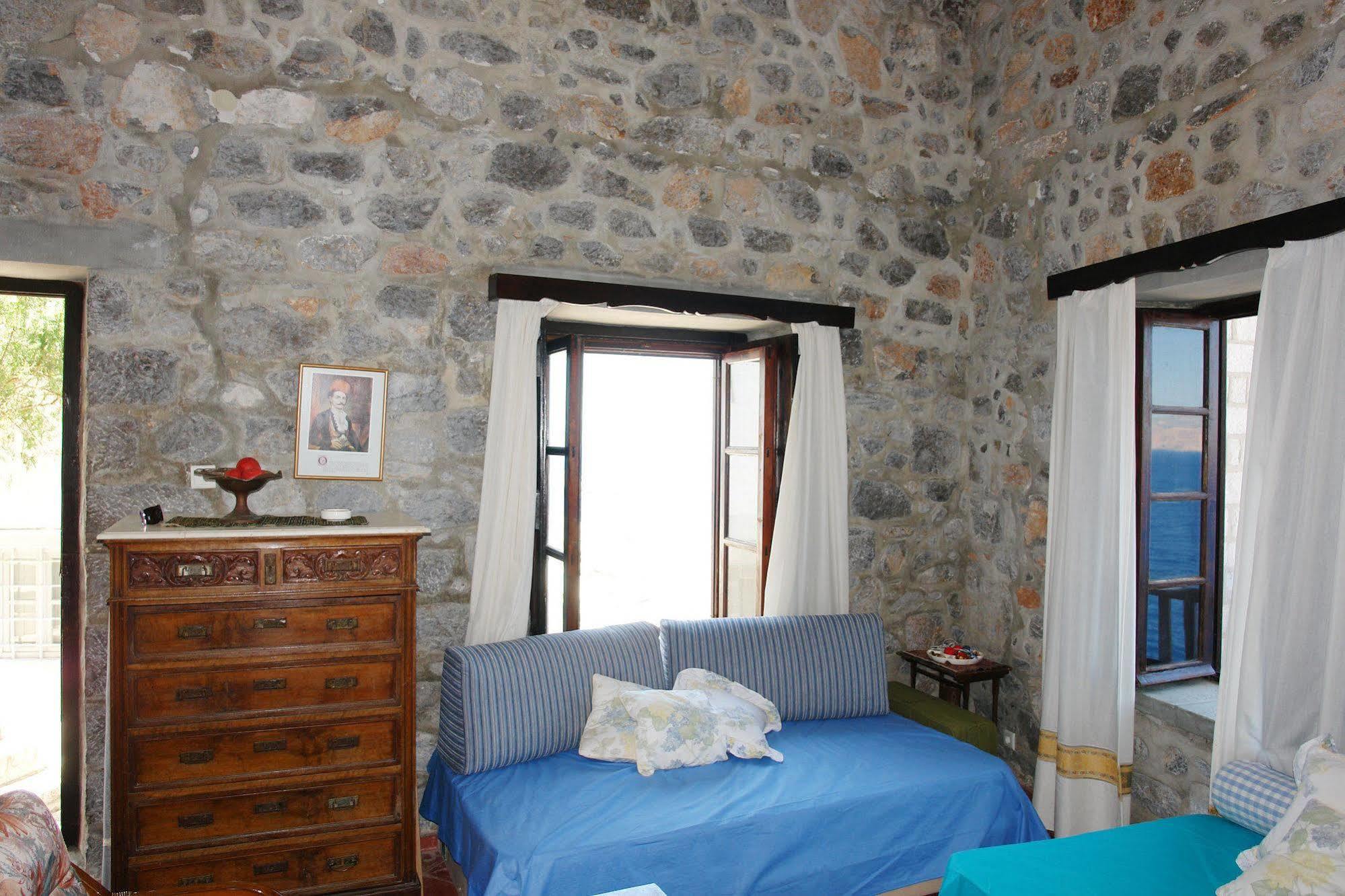 Villa Castello هيدرا المظهر الخارجي الصورة